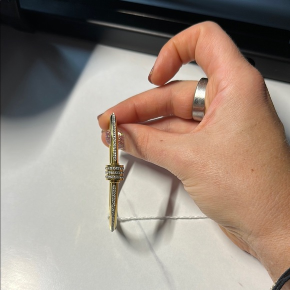 Elegant Gold Bangle Bracelet with Paves - Picture 2 of 3